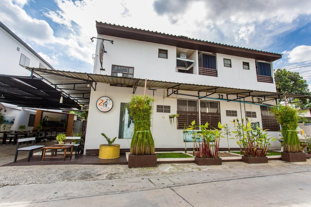 Zzhouse Hotel Chiang Mai Exterior photo